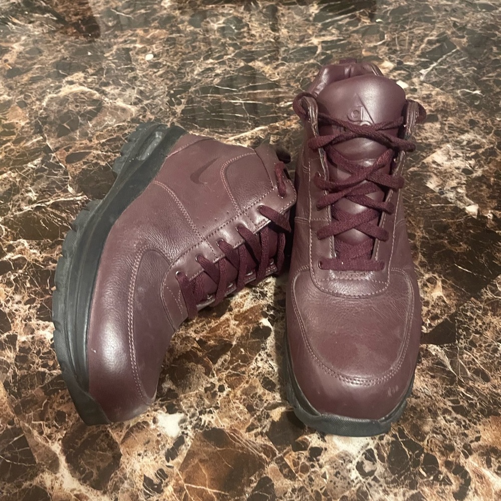 Nike ACG Boot